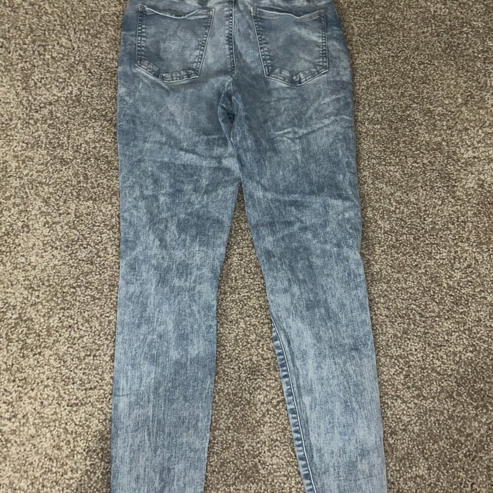 Jeans - Picture 2 of 2